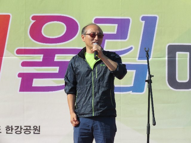1. 대회사 - 남산 서울시각장애인스포츠연맹회장.JPG
